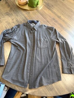 Laguna B Men's Button-Down Shirt in Charcoal Gray